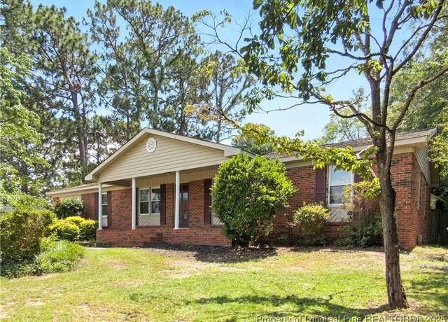 Property at 5907 Ormskirk Dr, Fayetteville, NC 28304, 3 beds, 2 baths