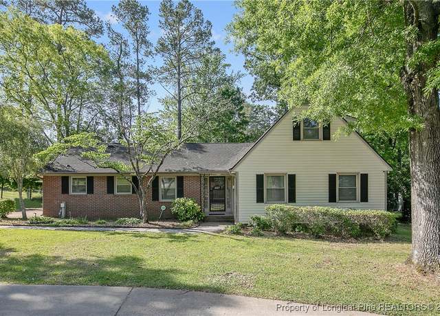 Property at 2227 Meadow Wood Rd, Fayetteville, NC 28303, 5 beds, 3 baths
