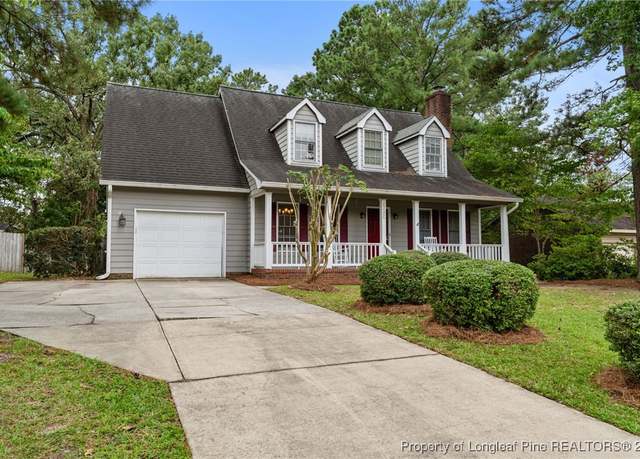 Property at 2390 Riverchase Pl, Fayetteville, NC 28306, 4 beds, 2.5 baths