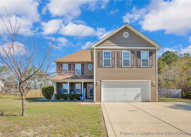 Property at 530 Gapway Ct, Hope Mills, NC 28348, 3 beds, 2.5 baths