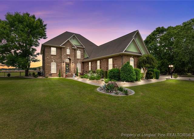 Property at 3341 School Rd, Fayetteville, NC 28306, 5 beds, 3.5 baths