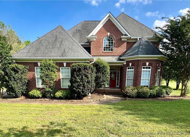 Property at 9721 Arlington Oaks Dr, Charlotte, NC 28227, 4 beds, 3.5 baths