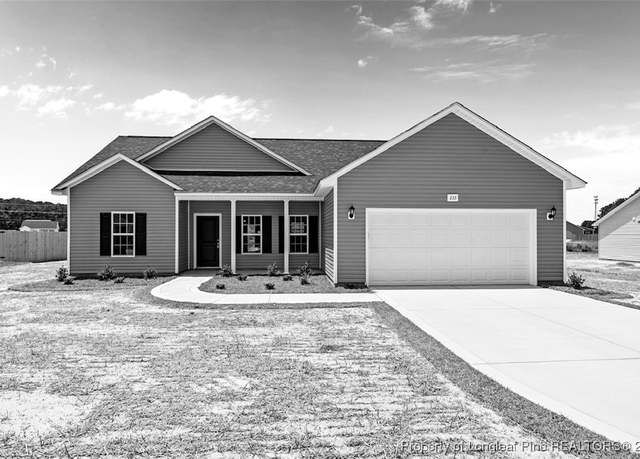 Property at 233 Orchard Ln, Parkton, NC 28371, 3 beds, 2 baths