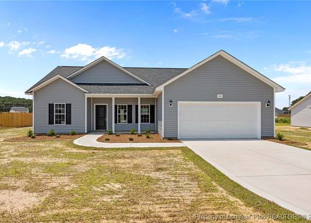 Property at 233 Orchard Ln, Parkton, NC 28371, 3 beds, 2 baths