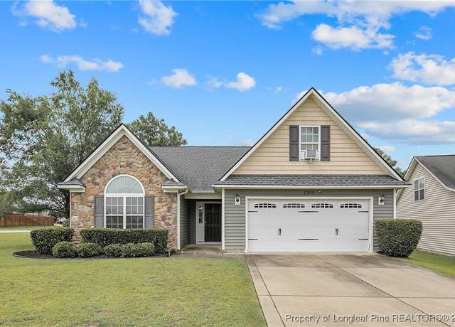 Property at 1305 Anhinga Ct, Fayetteville, NC 28306, 3 beds, 2 baths