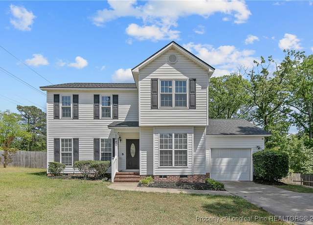 Property at 1640 Woodfield Rd, Fayetteville, NC 28303, 3 beds, 2.5 baths