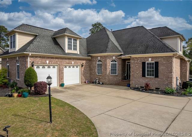 Property at 3101 Muirfield Ave, Fayetteville, NC 28306, 5 beds, 4.5 baths