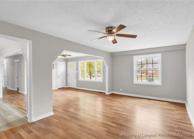 Property at 1715 Grandview Dr, Fayetteville, NC 28314, 4 beds, 2 baths