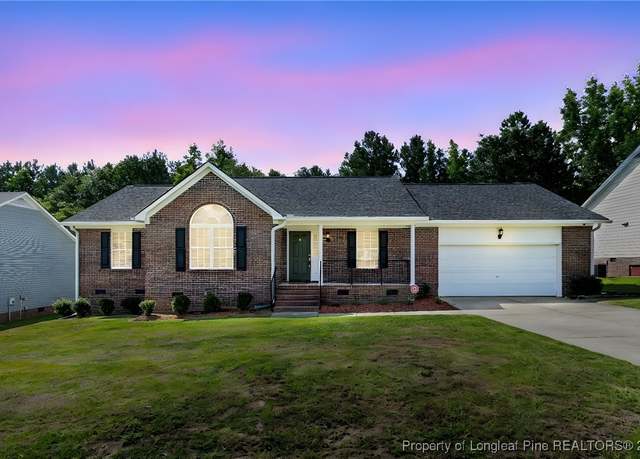 Property at 8424 English Saddle Dr, Fayetteville, NC 28314, 3 beds, 2 baths