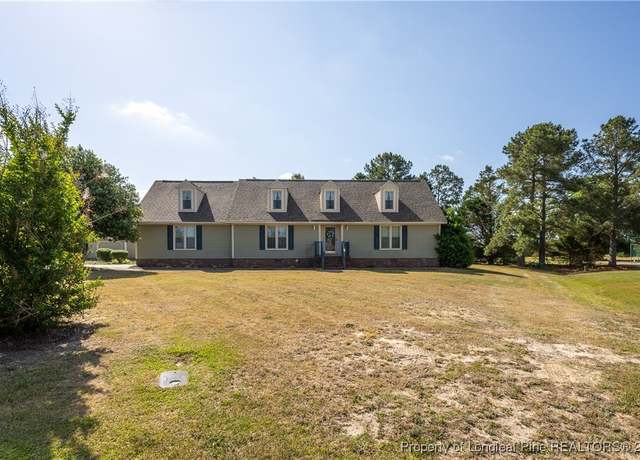 Property at 390 Sandy Ridge Rd, Dunn, NC 28334, 3 beds, 2.5 baths