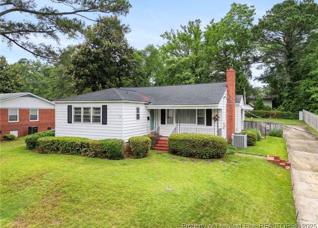 Property at 1918 Rogers Dr, Fayetteville, NC 28303, 3 beds, 2.5 baths