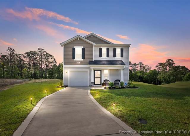 Property at 905 Sapphire Stone Ln, Hope Mills, NC 28348, 3 beds, 2.5 baths