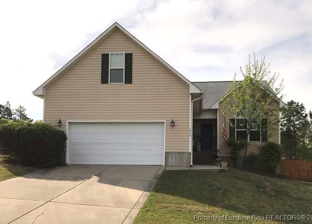 Property at 426 Copper Creek Dr, Raeford, NC 28376, 3 beds, 2 baths