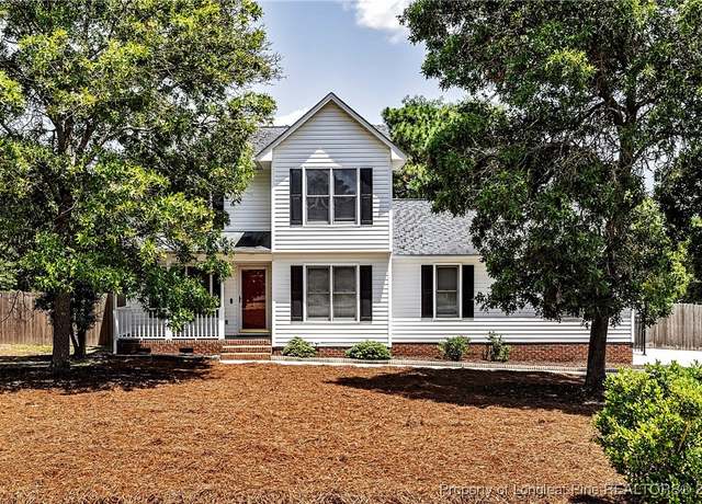 Property at 520 Northview Dr, Sanford, NC 27332, 3 beds, 2.5 baths