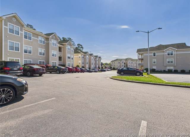 Property at 3348 Harbour Pointe Pl #6, Fayetteville, NC 28314, 3 beds, 2 baths