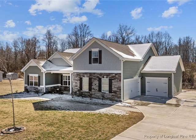 Property at 208 Planters Ln, Coats, NC 27521, 3 beds, 2.5 baths