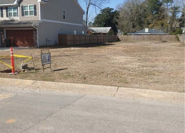 Property at 118 Ellington St, Fayetteville, NC 28305
