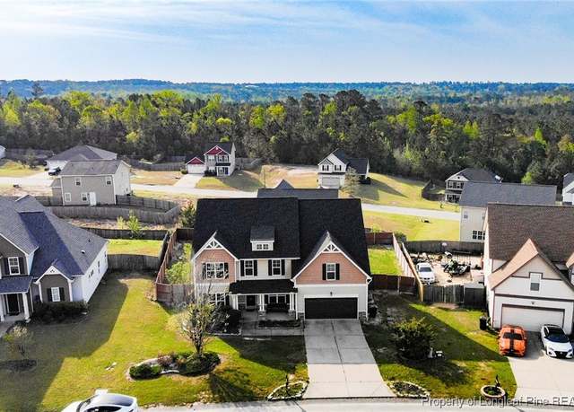 Property at 807 Highgrove Dr, Spring Lake, NC 28390, 4 beds, 2.5 baths