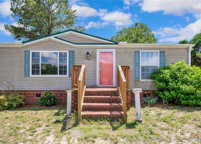 Property at 7504 Hidden Ln, Roseboro, NC 28382, 3 beds, 2 baths