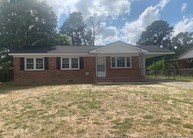 Property at 1512 Grandview Dr, Fayetteville, NC 28314, 3 beds, 1.5 baths