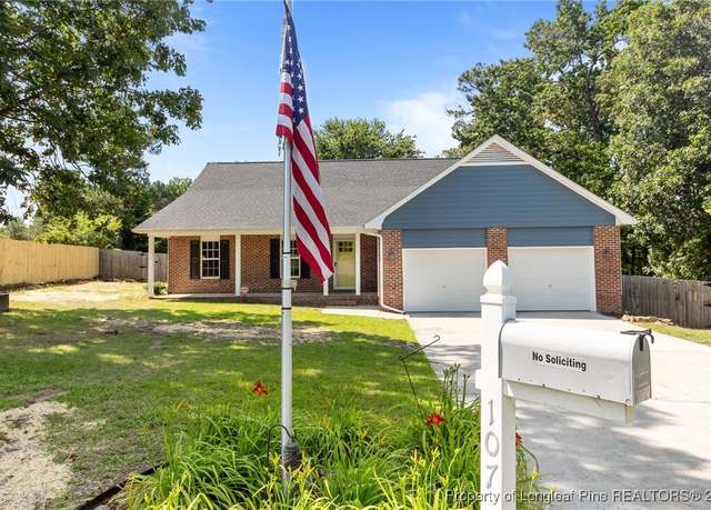 Property at 107 Beaumont Ct, Raeford, NC 28376, 3 beds, 2.5 baths