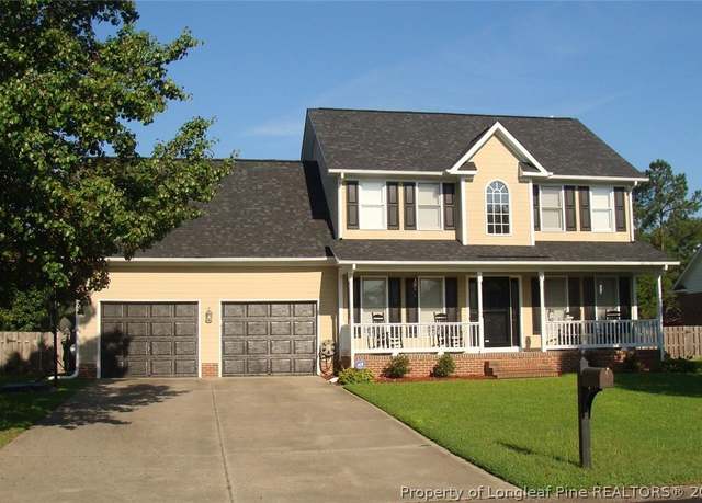 Property at 1200 Curry Ford Dr, Fayetteville, NC 28314, 4 beds, 2.5 baths