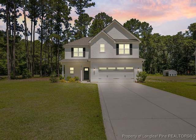 Property at 101 Forest Woods Dr, Salemburg, NC 28385, 4 beds, 2.5 baths
