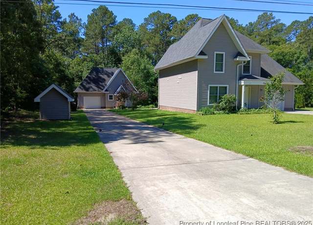 Property at 216 Riverdell Dr, Fayetteville, NC 28311, 3 beds, 3 baths