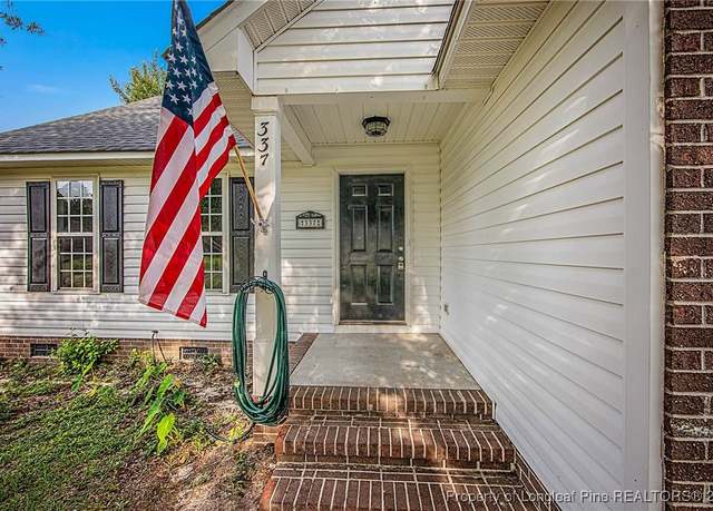 Property at 337 Buckeye Dr, Raeford, NC 28376, 3 beds, 2 baths