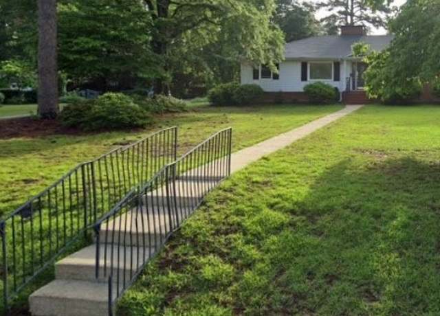 Property at 301 Fairfield Rd, Fayetteville, NC 28303, 3 beds, 2 baths