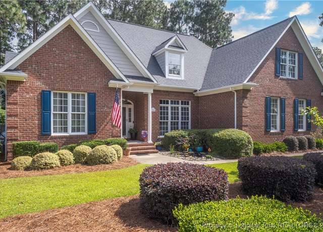 Property at 2904 Lindbridge Dr, Fayetteville, NC 28306, 4 beds, 3 baths