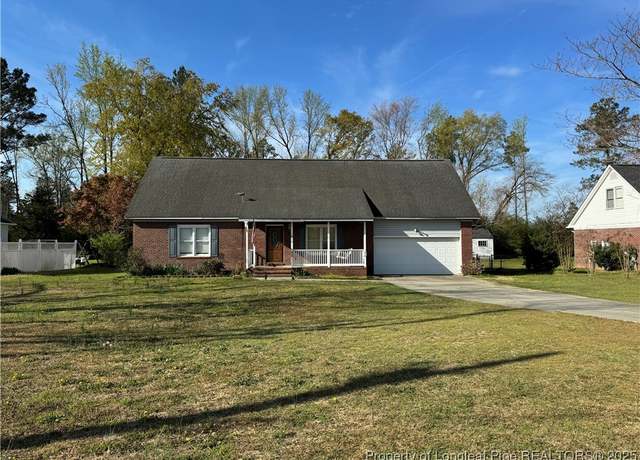 Property at 5870 Mcdonald Rd, Parkton, NC 28371, 4 beds, 3 baths
