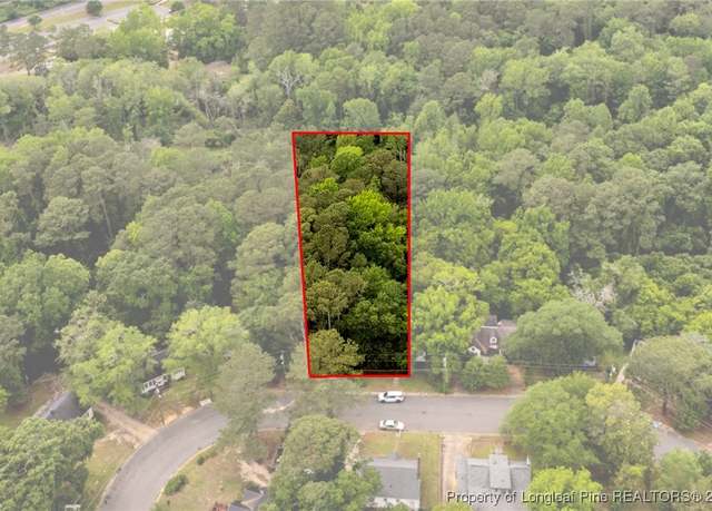 Property at 245 Windsor Dr, Fayetteville, NC 28301