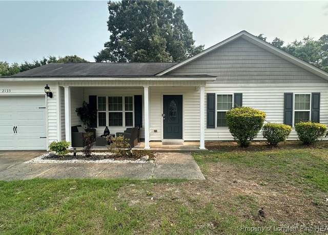 Property at 2133 Coinjock Cir, Fayetteville, NC 28304, 3 beds, 2 baths