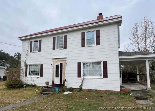 Property at 907 Magnolia Way, Lumberton, NC 28358, 5 beds, 2 baths