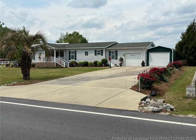 Property at 1212 S Creek Rd, Orrum, NC 28369, 3 beds, 2 baths