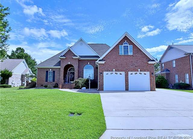 Property at 334 St Thomas Rd, Fayetteville, NC 28311, 3 beds, 2.5 baths