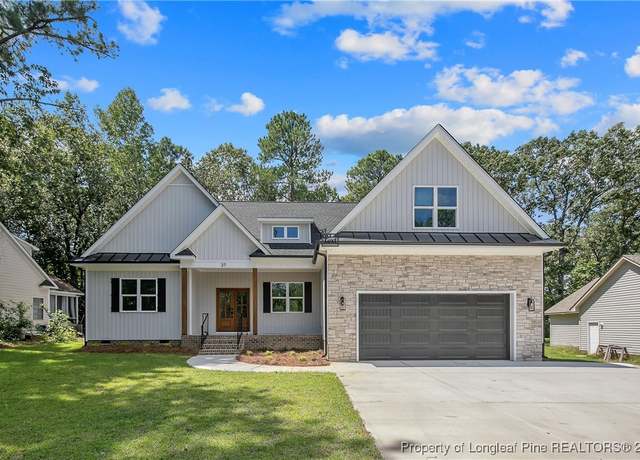 Property at 27 Lookout Pt, Sanford, NC 27332, 4 beds, 3 baths
