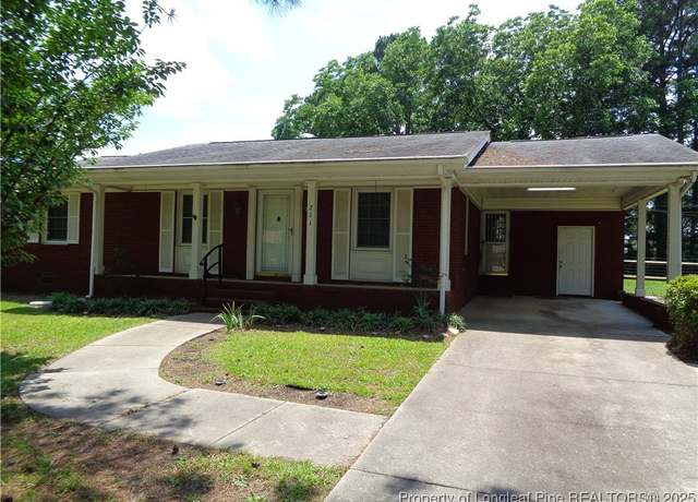 Property at 711 Fairview St, Fayetteville, NC 28312, 3 beds, 1.5 baths