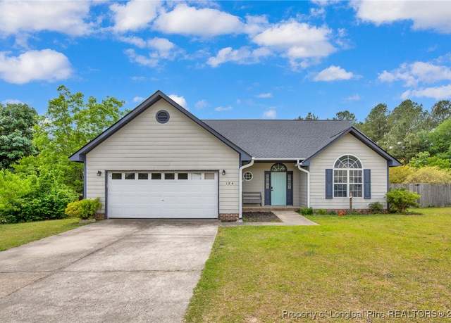Property at 124 Stacy Ln, Raeford, NC 28376, 4 beds, 2.5 baths