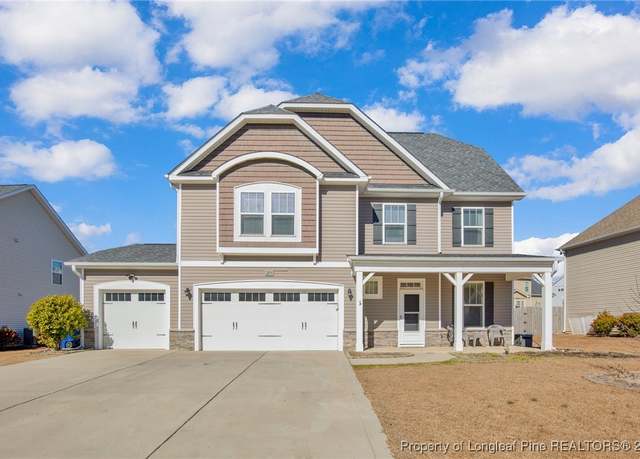 Property at 279 Stonebriar Ave, Raeford, NC 28376, 5 beds, 3.5 baths