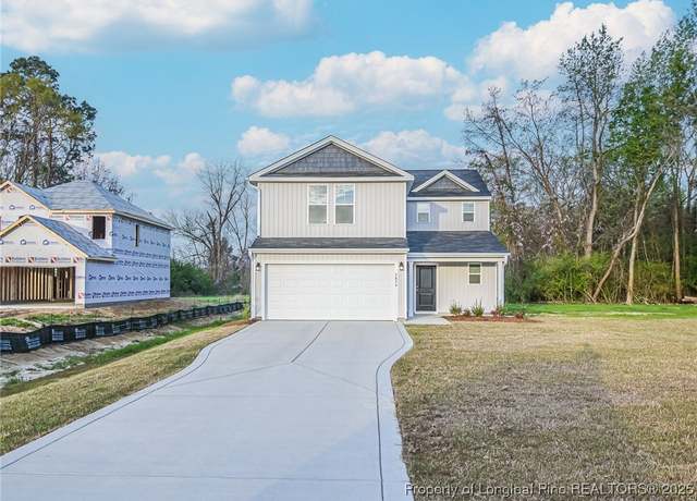 Property at 1923 Elephant Ln, Hope Mills, NC 28348, 4 beds, 2.5 baths