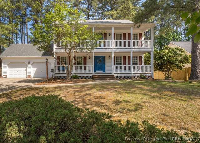 Property at 6105 Lochview Dr, Fayetteville, NC 28311, 4 beds, 2.5 baths