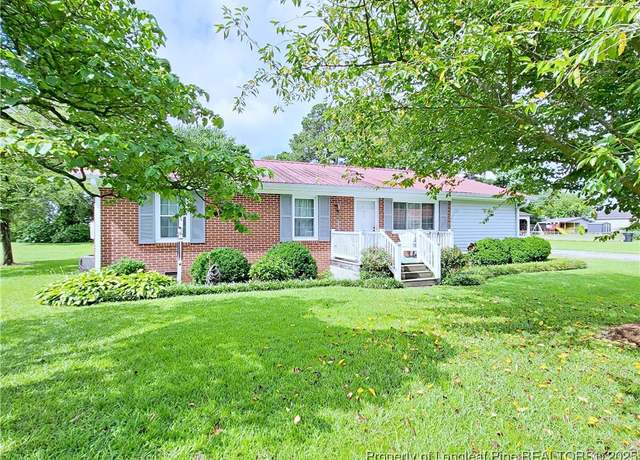 Property at 105 & Lot 3 Harmon St, Clinton, NC 28328, 2 beds, 2 baths