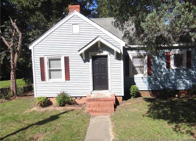 Property at 105 Kensington Cir, Fayetteville, NC 28311, 2 beds, 1 bath