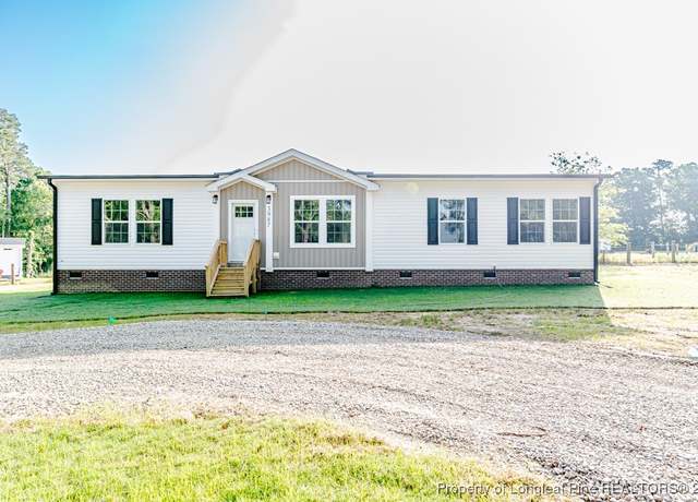 Property at 3987 Swanns Station Rd, Sanford, NC 27332, 3 beds, 2 baths