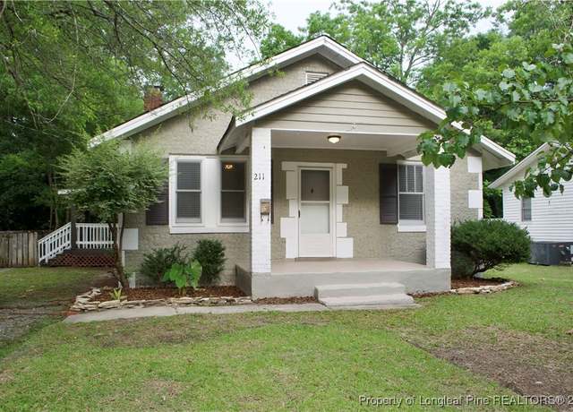 Property at 211 Sedberry St, Fayetteville, NC 28305, 3 beds, 1 bath