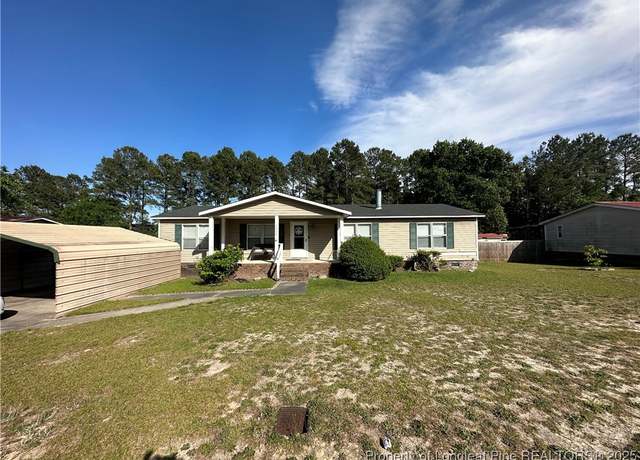 Property at 1809 Obannon Dr, Raeford, NC 28376, 3 beds, 2 baths
