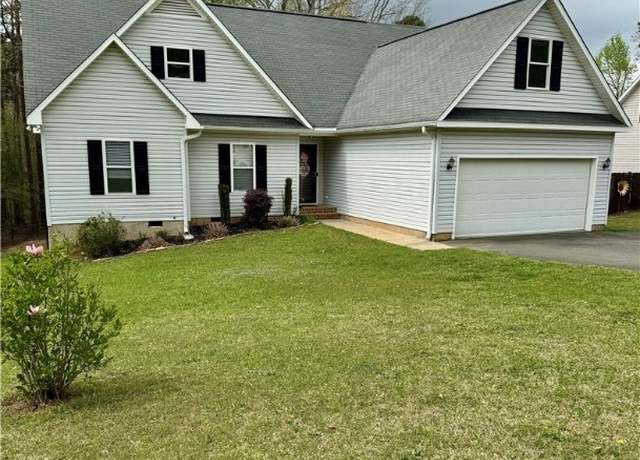 Property at 124 Brookfield Cir, Sanford, NC 27330, 3 beds, 2 baths
