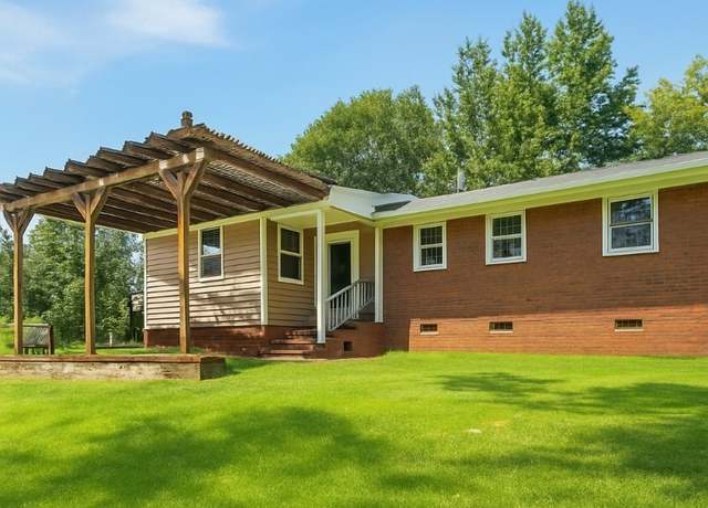 Property at 805 Perley St, Fayetteville, NC 28305, 4 beds, 2 baths